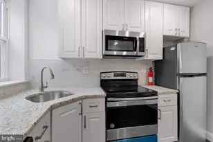 624 N 35th St, Philadelphia, PA 19104 - Photo 17