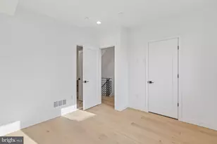 1342 S Bouvier St, Philadelphia, PA 19146 - Photo 19