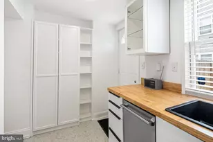 3929 Brandywine St, Philadelphia, PA 19104 - Photo 9