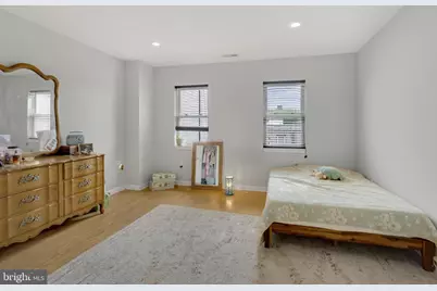 530 E Girard Avenue #2, Philadelphia, PA 19125 - Photo 17