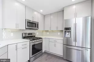 712 S Sartain St, Philadelphia, PA 19147 - Photo 1