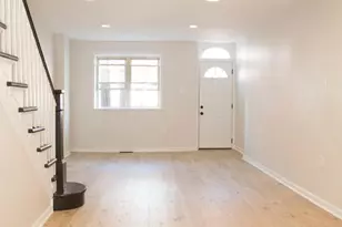 1229 S Warnock St, Philadelphia, PA 19147 - Photo 3