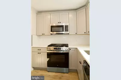 1229 S Warnock Street, Philadelphia, PA 19147 - Photo 5