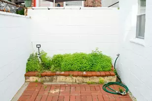 1229 S Warnock St, Philadelphia, PA 19147 - Photo 23