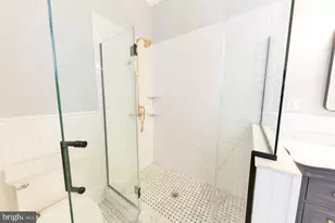 813 S 49th St, Philadelphia, PA 19143 - Photo 21