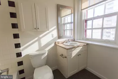532 Spruce Street #11, Philadelphia, PA 19106 - Photo 19