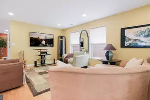 1811 N Franklin St, Philadelphia, PA 19122 - Photo 9