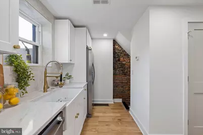 924 Cantrell Street, Philadelphia, PA 19148 - Photo 11