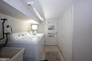 2705 Folsom St, Philadelphia, PA 19130 - Photo 15