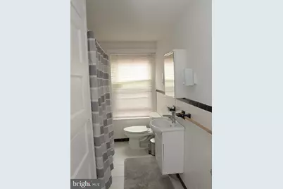 2124 Spruce Street #3R, Philadelphia, PA 19103 - Photo 15