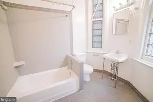 1919 Spruce St, Philadelphia, PA 19103 - Photo 13