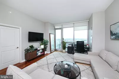 901 N Penn Street N #F1807, Philadelphia, PA 19123 - Photo 3