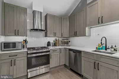 1027 Cross Street, Philadelphia, PA 19147 - Photo 13