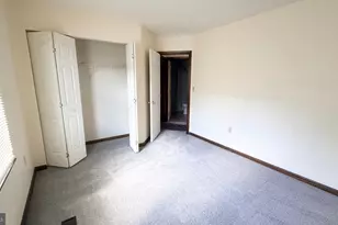 402 Solly Ave, Philadelphia, PA 19111 - Photo 17