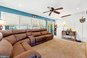 3204 Holyoke Rd, Philadelphia, PA 19114 - Photo 5