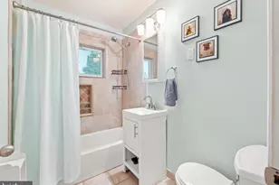 3204 Holyoke Rd, Philadelphia, PA 19114 - Photo 17