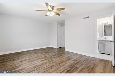 1315 E Cliveden Street, Philadelphia, PA 19119 - Photo 21