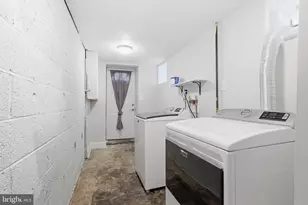 1315 E Cliveden St, Philadelphia, PA 19119 - Photo 33