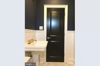 815 S 49th Street, Philadelphia, PA 19143 - Photo 7