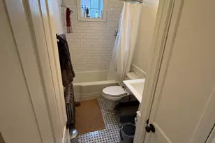 815 S 49th St, Philadelphia, PA 19143 - Photo 9