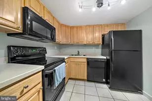 2001 Hamilton, Philadelphia, PA 19130 - Photo 9