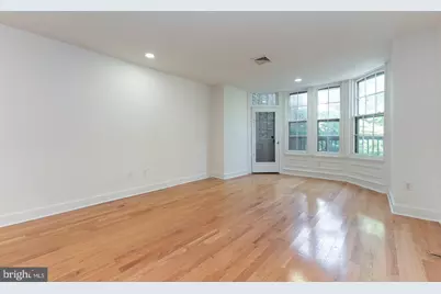 2118 Spruce Street #2R, Philadelphia, PA 19103 - Photo 9