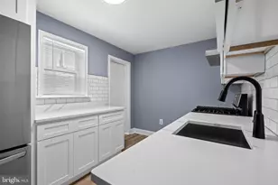 2715 E Thompson St, Philadelphia, PA 19134 - Photo 9