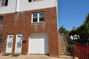 584 Green Ln, Philadelphia, PA 19128 - Photo 1
