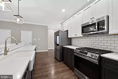3333 Pietro Way, Philadelphia, PA 19145 - Photo 5