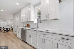 2715 Reed St, Philadelphia, PA 19146 - Photo 13