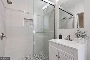 2715 Reed St, Philadelphia, PA 19146 - Photo 9