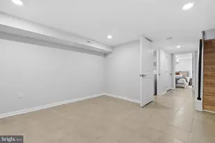 2715 Reed St, Philadelphia, PA 19146 - Photo 29