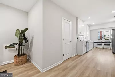2715 Reed Street, Philadelphia, PA 19146 - Photo 7