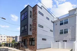 715 S Bancroft St, Philadelphia, PA 19146 - Photo 3