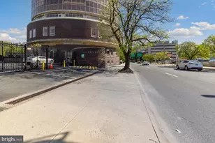 201 N 8th St, Philadelphia, PA 19106 - Photo 31
