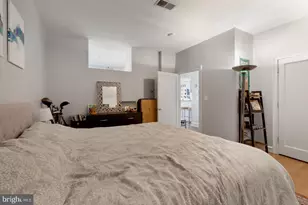 201 N 8th St, Philadelphia, PA 19106 - Photo 13