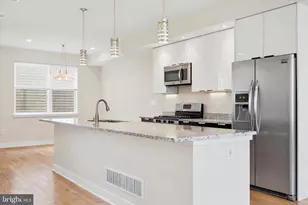 1320 Annin St, Philadelphia, PA 19147 - Photo 11