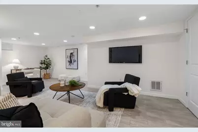 802 N 16th Street, Philadelphia, PA 19130 - Photo 23