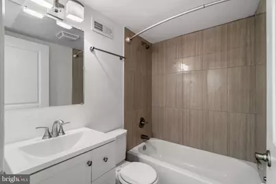802 N 16th Street, Philadelphia, PA 19130 - Photo 25