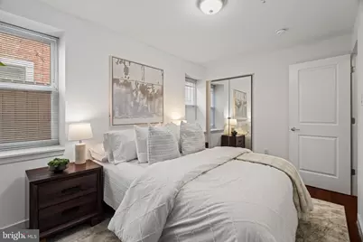802 N 16th Street, Philadelphia, PA 19130 - Photo 11