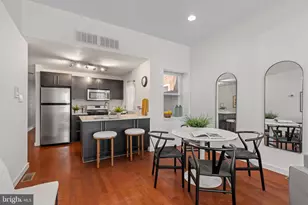 802 N 16th St, Philadelphia, PA 19130 - Photo 5