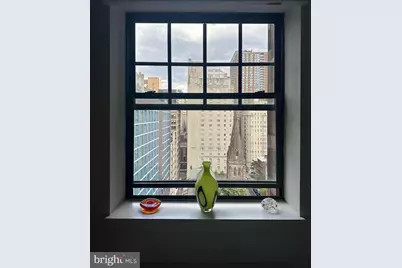 1701 Locust Street #1506, Philadelphia, PA 19103 - Photo 9