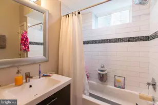 911 S 20th St, Philadelphia, PA 19146 - Photo 23