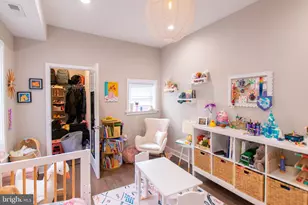 911 S 20th St, Philadelphia, PA 19146 - Photo 21