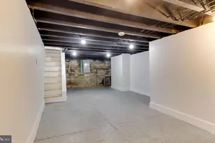2223 S Darien St, Philadelphia, PA 19148 - Photo 9