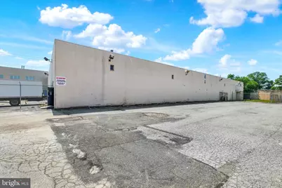 6900 Lindbergh Blvd, Philadelphia, PA 19142 - Photo 1
