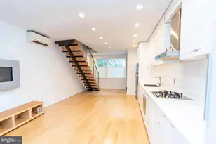 1735 Naudain St, Philadelphia, PA 19146 - Photo 9