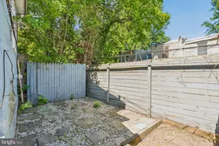 59 E Coulter St, Philadelphia, PA 19144 - Photo 37