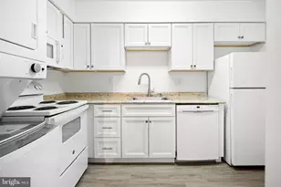 1215 South St, Philadelphia, PA 19147 - Photo 5