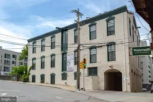 4 Leverington Ave, Philadelphia, PA 19127 - Photo 7